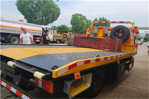 新会附近拖车电话号码服务